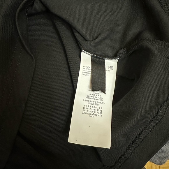 MM6 MAISON MARGIELA Black Studded Logo T-Shirt - Picture 4 of 4